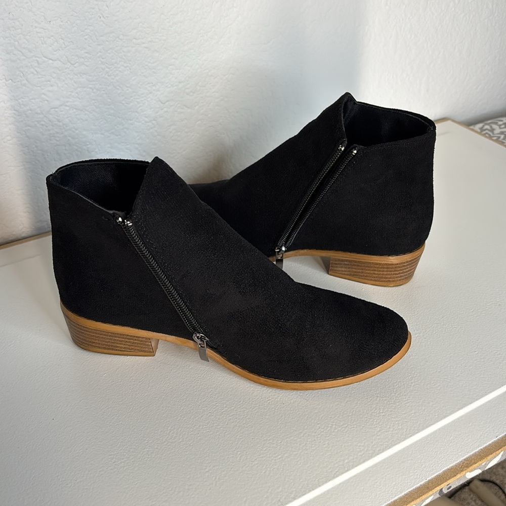Ankle Boot - Black Size 40 (8.5) - Picture 8 of 11
